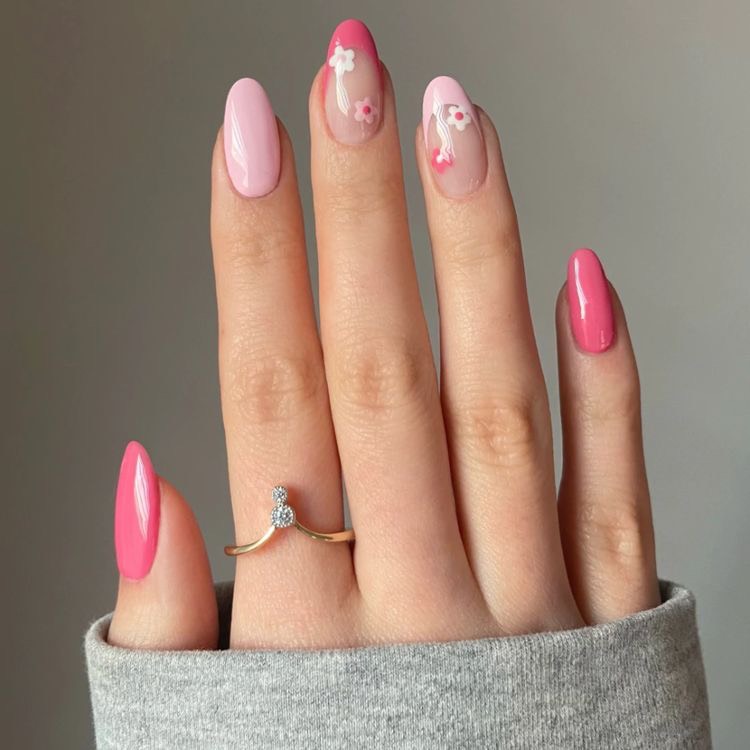 Elegant Nails Waxing Spa logo